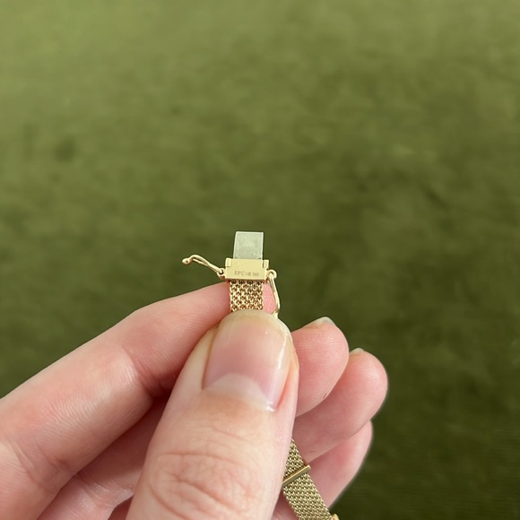 EF Collection yellow gold and diamond mesh bracelet - Picture 4 of 4